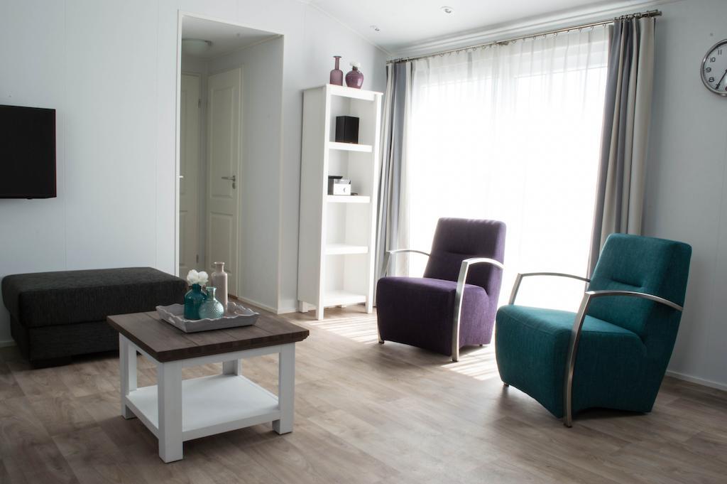 Chaletverhuur-Olmenduin Serooskerke  Room photo